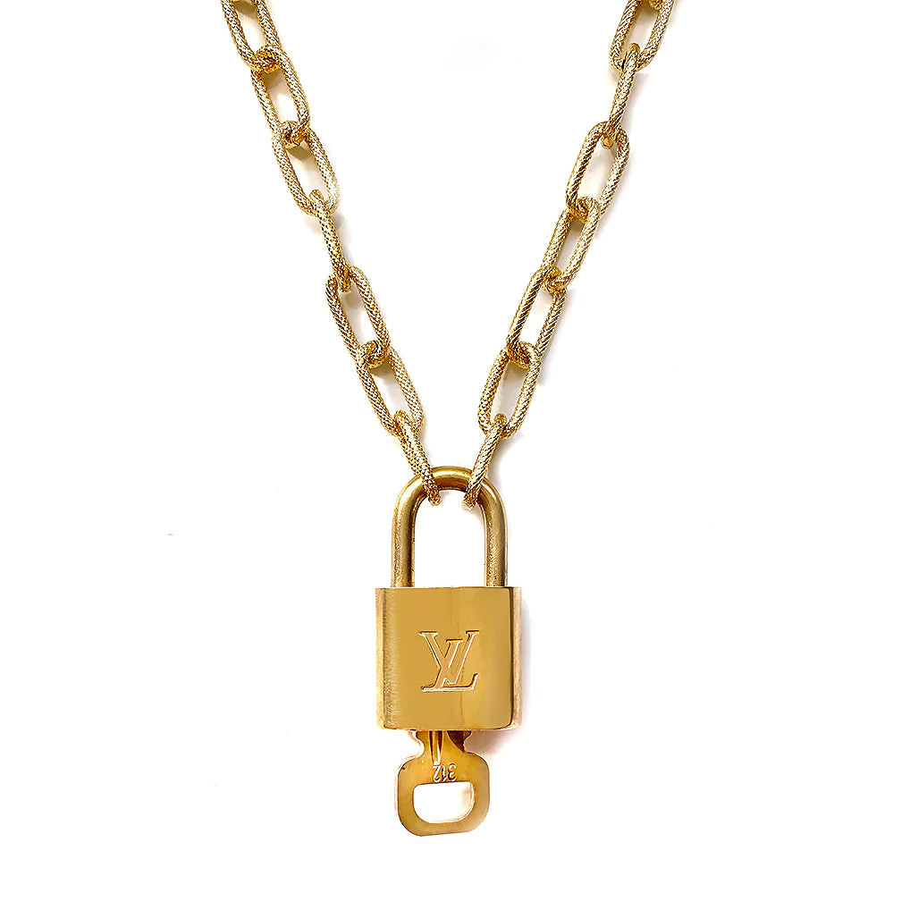 louis vuitton lock necklace gold