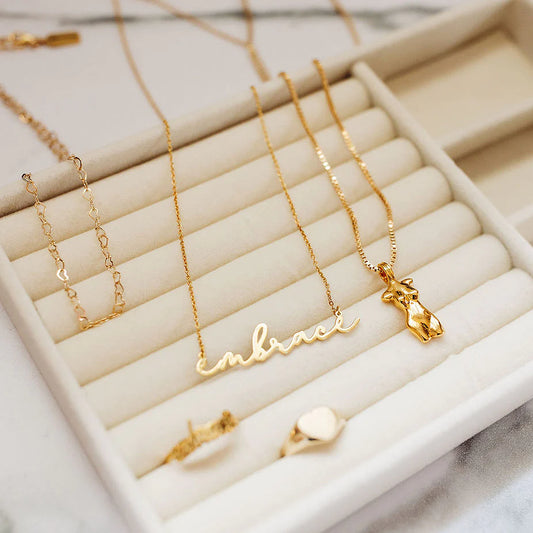 The Femme Necklace